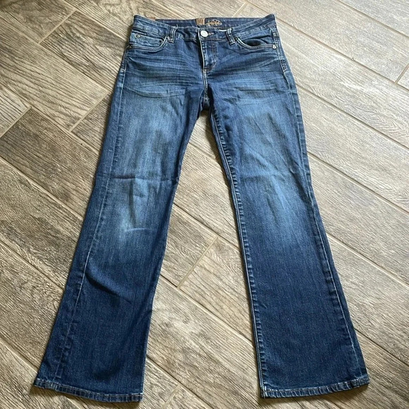 Kut From The Kloth bootcut jeans Medium wash Mid rise Women’s size 6 - Picture 2 of 14